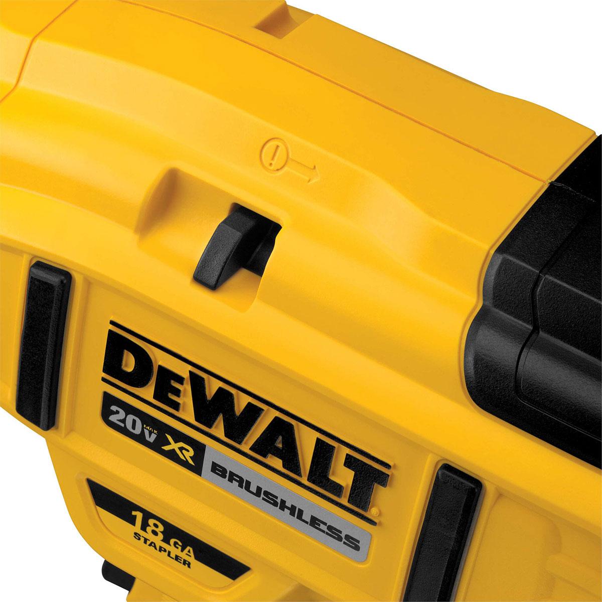 DeWalt 20V Crown Stapler Kit